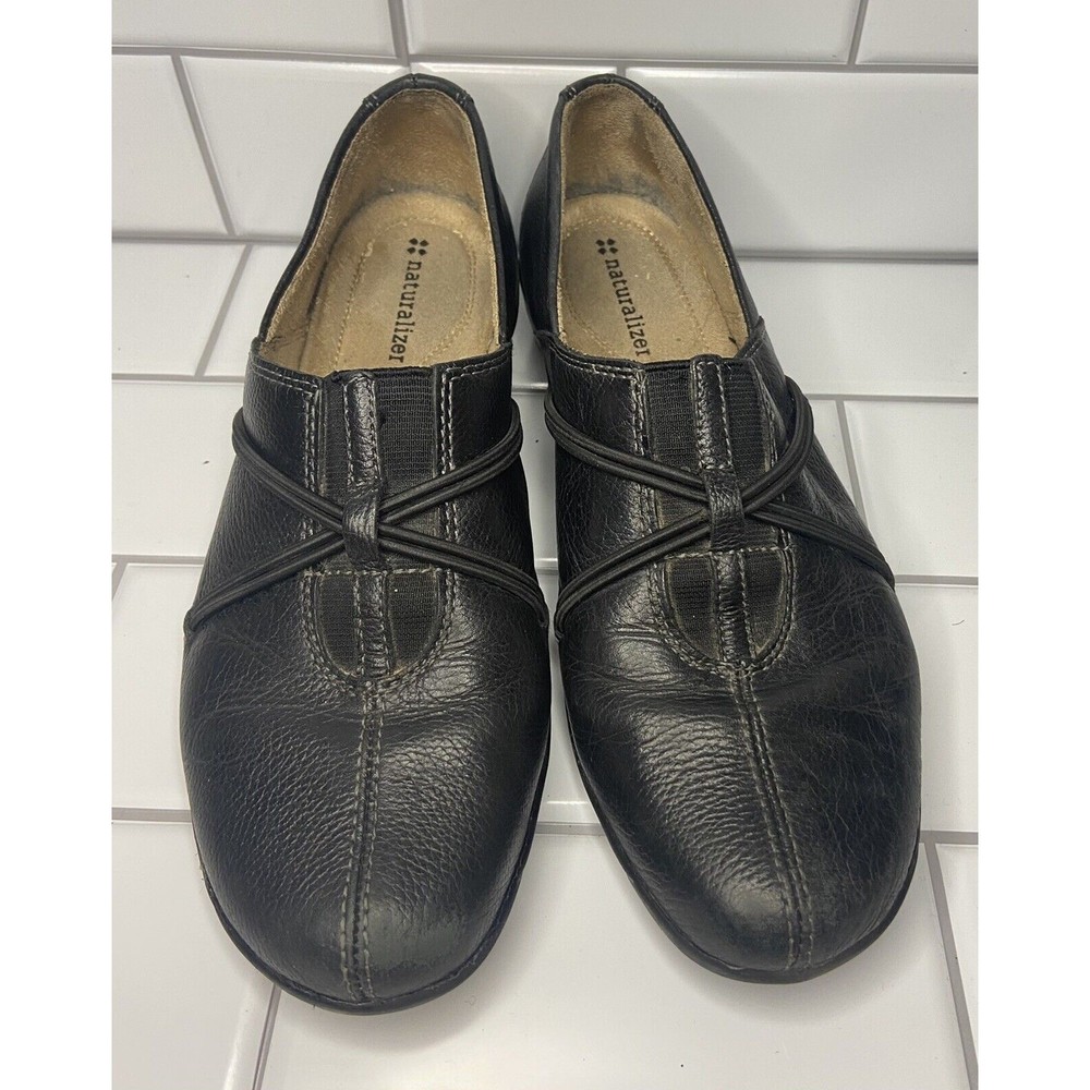 Naturalizer Womens Natania 2  Sz 7 M Black  Leather Slip On Loafers Flat shoes